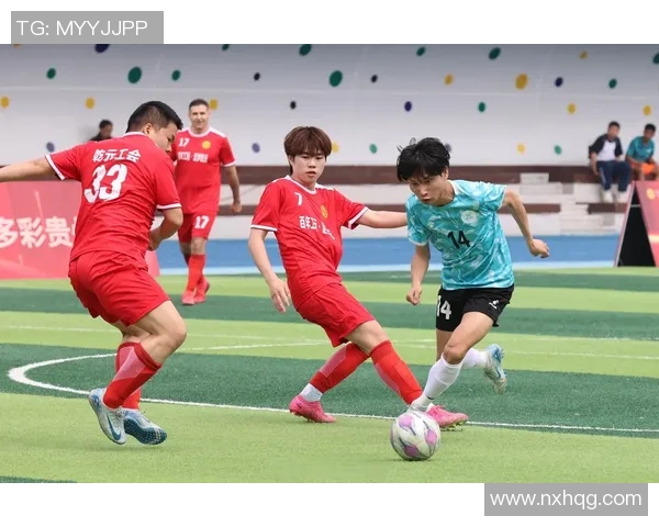 常德队鏖战绿茵赛场展现拼搏精神点燃城市足球激情