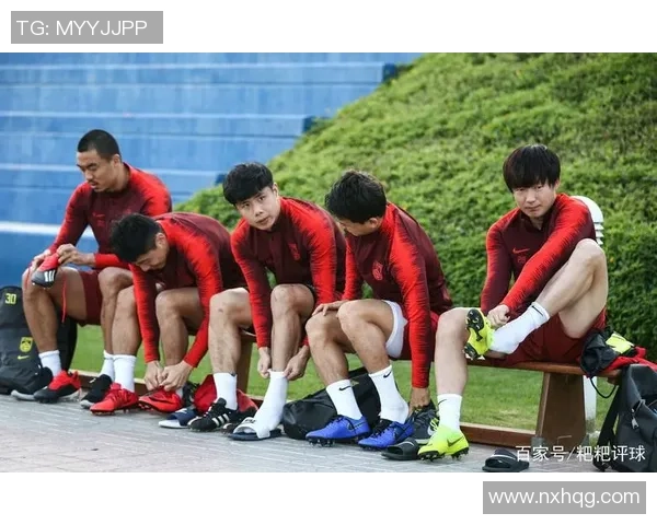 蒿俊闵重返赛场再展领袖风采引领年轻球员奋勇拼搏书写绿茵新篇章